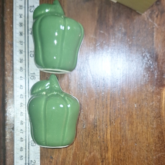 Handcrafted Ceramic Salt & Pepper Set - Picture 8 of 11